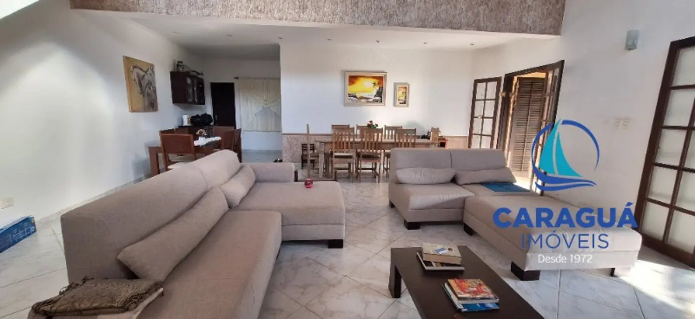 Foto 9 de Casa com 5 quartos à venda, 300m2 em Jardim Brasil, Caraguatatuba - SP