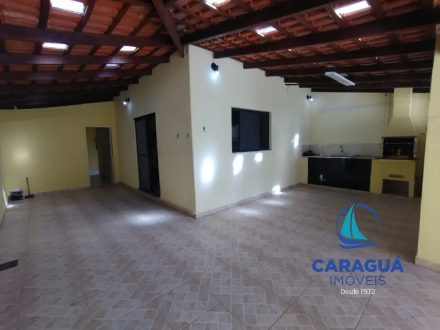 Casa com 3 quartos à venda, 219m2 em Massaguaçu, Caraguatatuba - SP - imagem 3 Foto 3 de Casa com 3 quartos à venda, 219m2 em Massaguaçu, Caraguatatuba - SP
