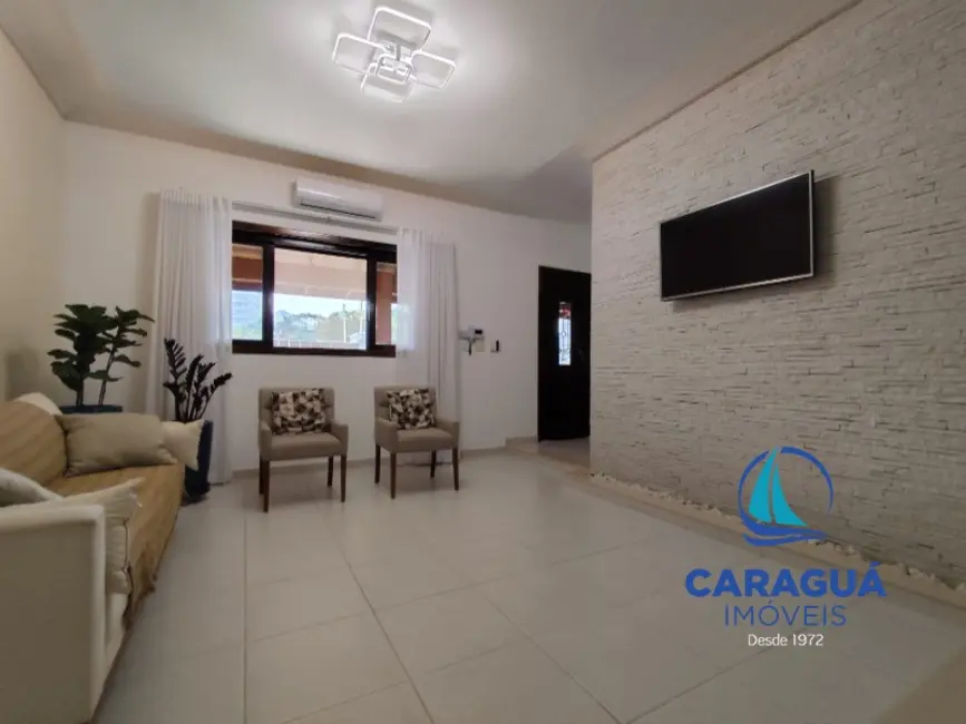 Foto 7 de Casa com 3 quartos à venda, 217m2 em Indaiá, Caraguatatuba - SP