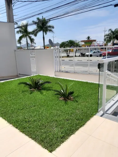 Apartamento com 2 quartos à venda, 103m2 em Centro, Caraguatatuba - SP - imagem 3 Foto 3 de Apartamento com 2 quartos à venda, 103m2 em Centro, Caraguatatuba - SP