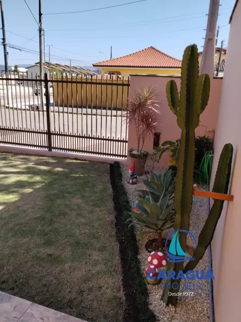 Foto 3 de Casa com 2 quartos à venda, 142m2 em Indaiá, Caraguatatuba - SP