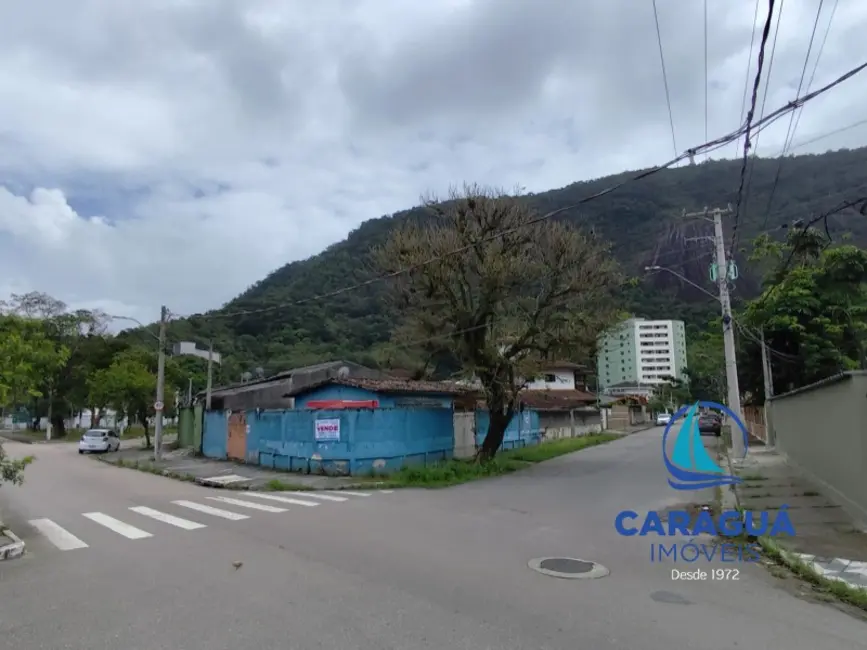 Foto 3 de Casa com 2 quartos à venda, 170m2 em Sumaré, Caraguatatuba - SP