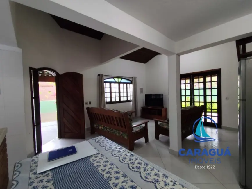 Casa com 4 quartos à venda, 300m2 em Caraguatatuba - SP - imagem 8 Foto 8 de Casa com 4 quartos à venda, 300m2 em Caraguatatuba - SP