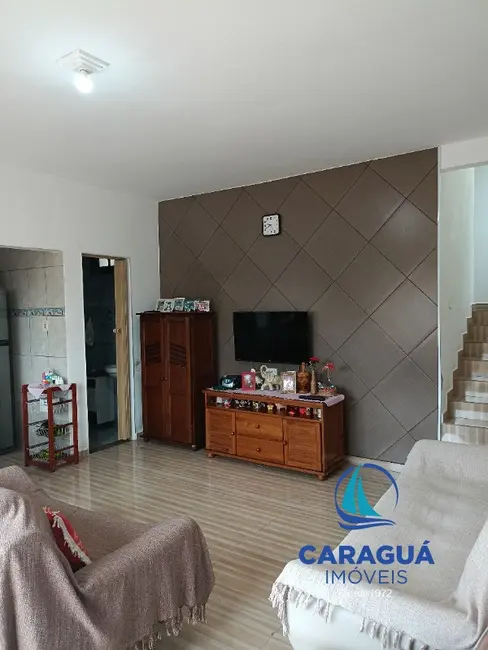 Foto 3 de Casa com 4 quartos à venda, 160m2 em Jardim Califórnia, Caraguatatuba - SP
