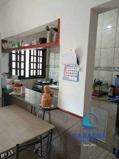 Foto 5 de Casa com 4 quartos à venda, 160m2 em Jardim Califórnia, Caraguatatuba - SP