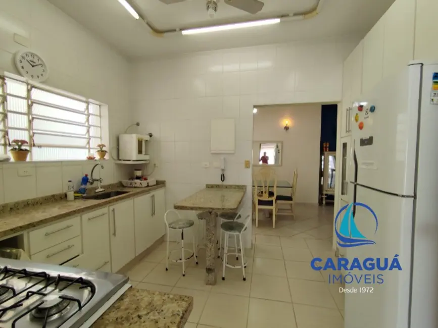 Foto 6 de Casa com 5 quartos à venda, 227m2 em Sumaré, Caraguatatuba - SP
