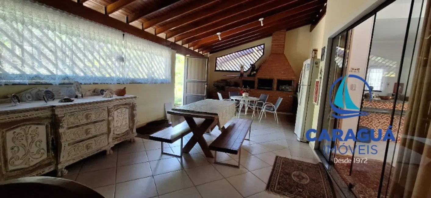 Foto 9 de Casa com 4 quartos à venda, 221m2 em Caraguatatuba - SP
