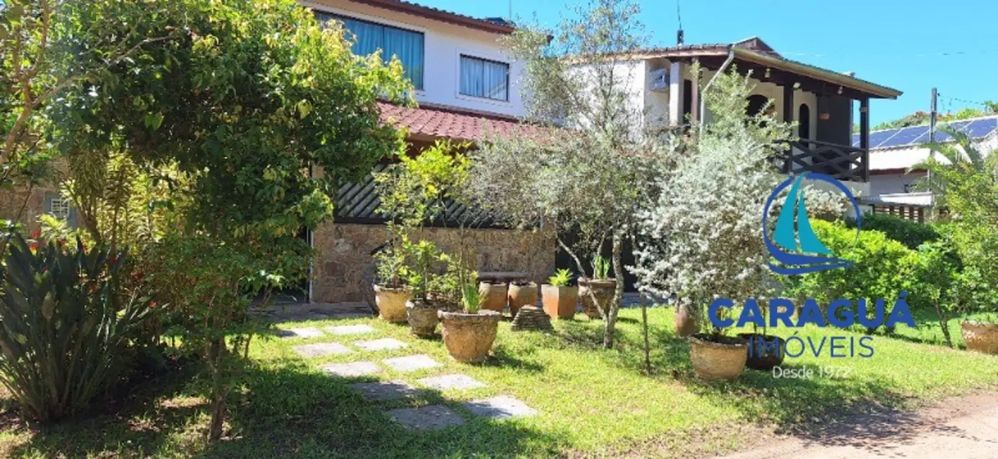 Foto 3 de Casa com 4 quartos à venda, 221m2 em Caraguatatuba - SP