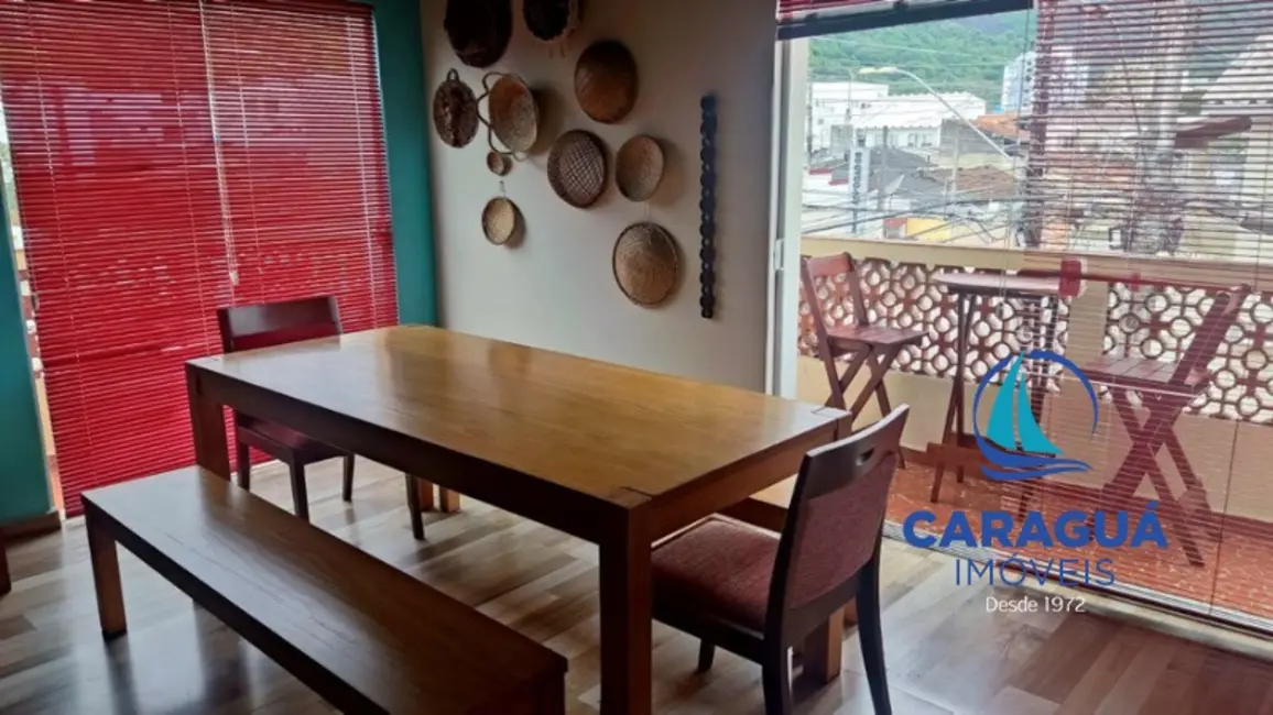 Foto 3 de Casa com 3 quartos para alugar, 308m2 em Centro, Caraguatatuba - SP