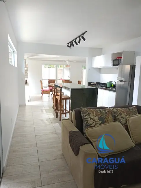 Foto 3 de Casa de Condomínio com 3 quartos à venda e para alugar, 217m2 em Park Imperial, Caraguatatuba - SP