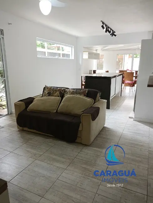 Foto 4 de Casa de Condomínio com 3 quartos à venda e para alugar, 217m2 em Park Imperial, Caraguatatuba - SP