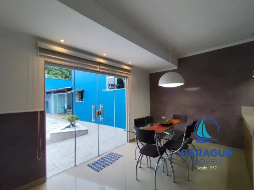 Foto 7 de Casa com 4 quartos à venda, 203m2 em Jardim Britânia, Caraguatatuba - SP