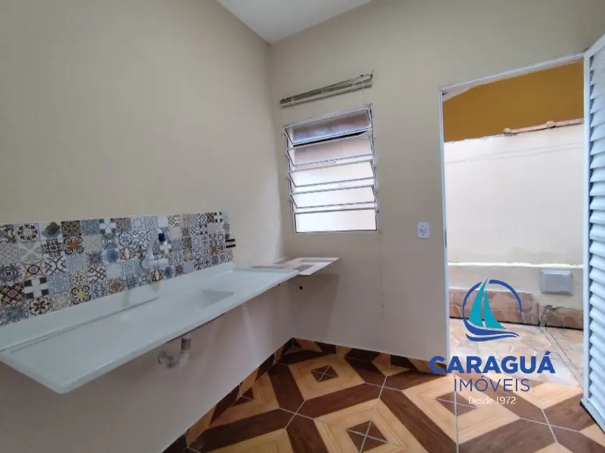 Foto 8 de Kitnet com 1 quarto à venda, 24m2 em Balneário Gardem Mar, Caraguatatuba - SP