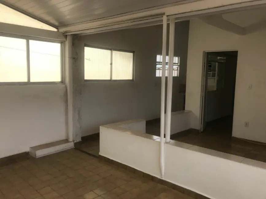 Foto 3 de Casa com 4 quartos à venda, 208m2 em Centro, Caraguatatuba - SP