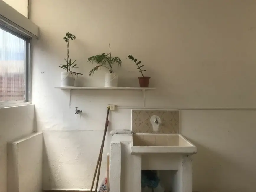 Foto 8 de Casa com 4 quartos à venda, 208m2 em Centro, Caraguatatuba - SP