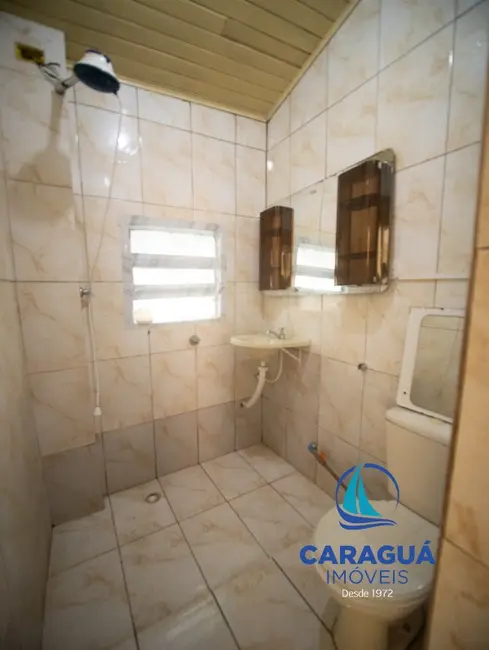 Foto 2 de Casa com 1 quarto para alugar, 55m2 em Centro, Caraguatatuba - SP
