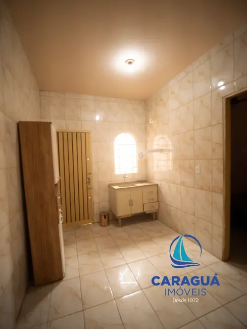 Foto 3 de Casa com 1 quarto para alugar, 55m2 em Centro, Caraguatatuba - SP