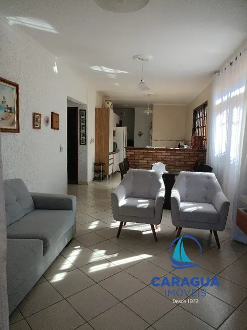 Foto 8 de Casa com 3 quartos à venda, 231m2 em Centro, Caraguatatuba - SP