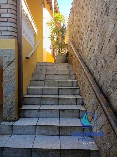 Foto 4 de Casa com 3 quartos à venda, 231m2 em Centro, Caraguatatuba - SP