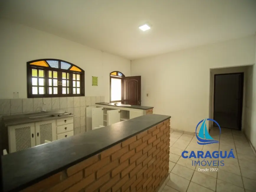 Foto 4 de Casa com 2 quartos para alugar, 159m2 em Caraguatatuba - SP