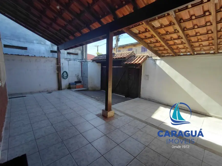 Casa com 2 quartos à venda, 200m2 em Travessão, Caraguatatuba - SP - imagem 2 Foto 2 de Casa com 2 quartos à venda, 200m2 em Travessão, Caraguatatuba - SP