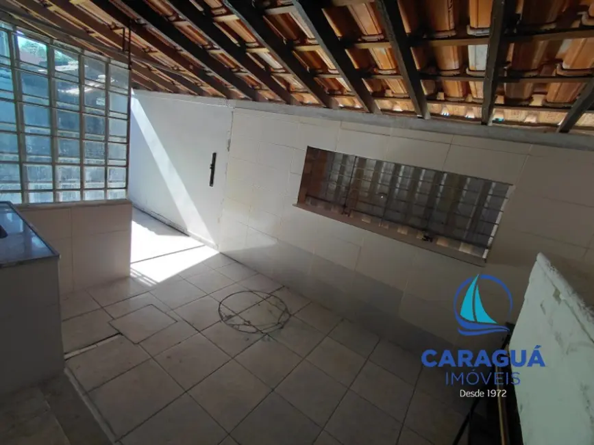 Casa com 2 quartos à venda, 200m2 em Travessão, Caraguatatuba - SP - imagem 4 Foto 4 de Casa com 2 quartos à venda, 200m2 em Travessão, Caraguatatuba - SP