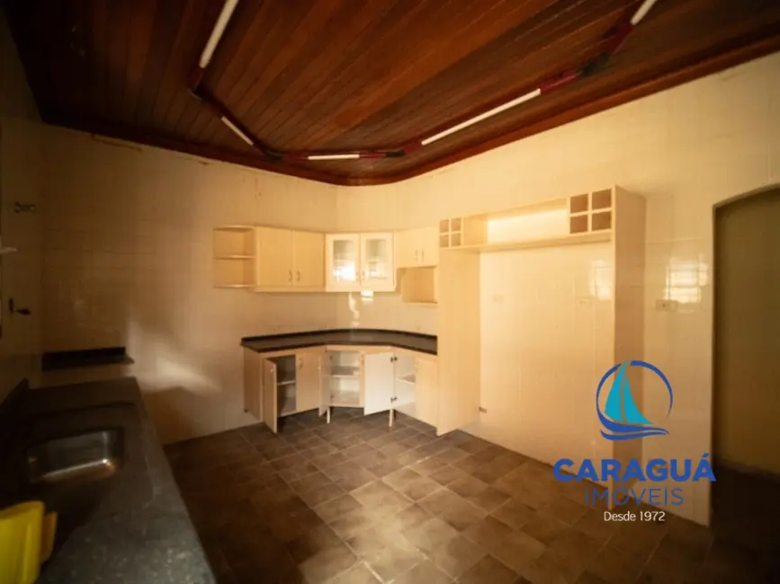 Foto 8 de Loja com 2 quartos para alugar, 350m2 em Centro, Caraguatatuba - SP