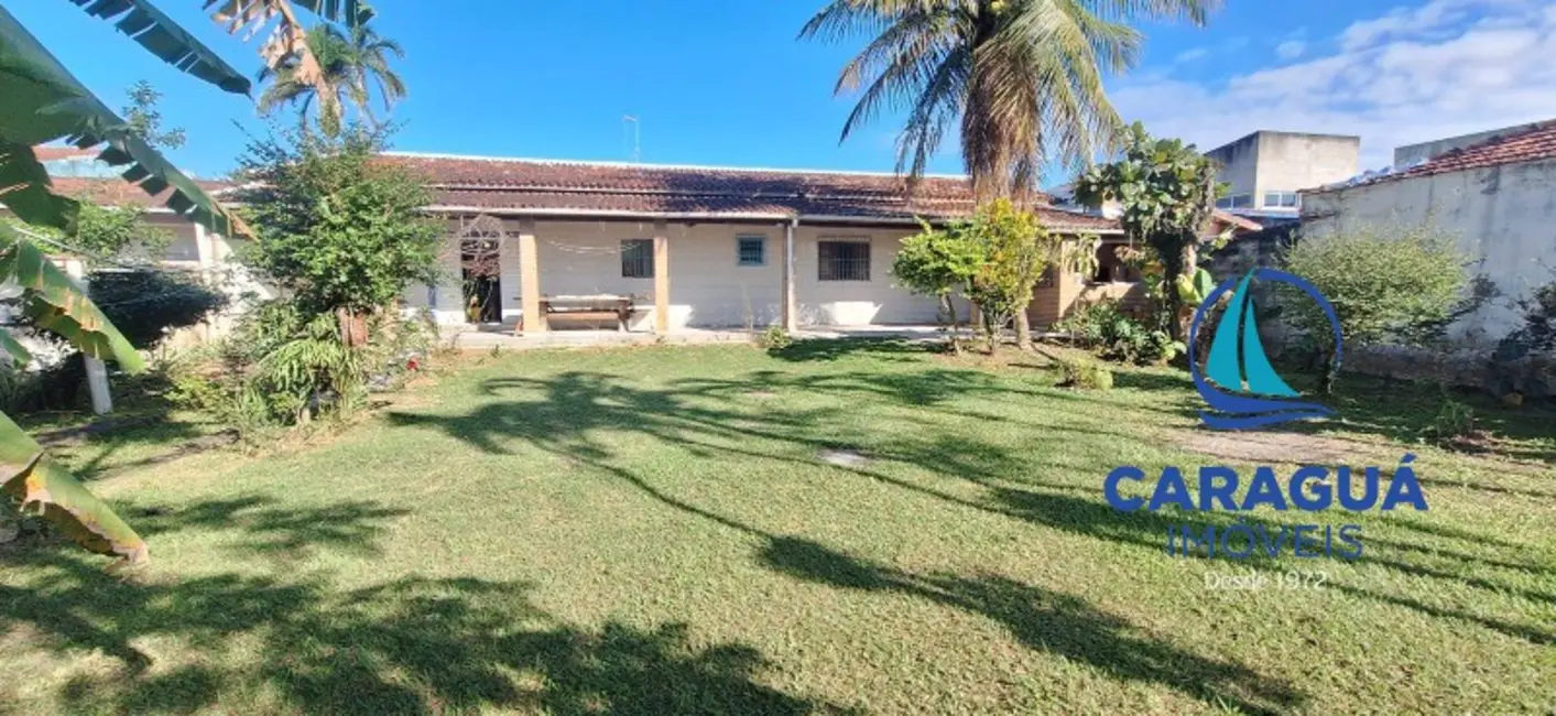 Foto 2 de Casa com 3 quartos à venda, 121m2 em Caraguatatuba - SP