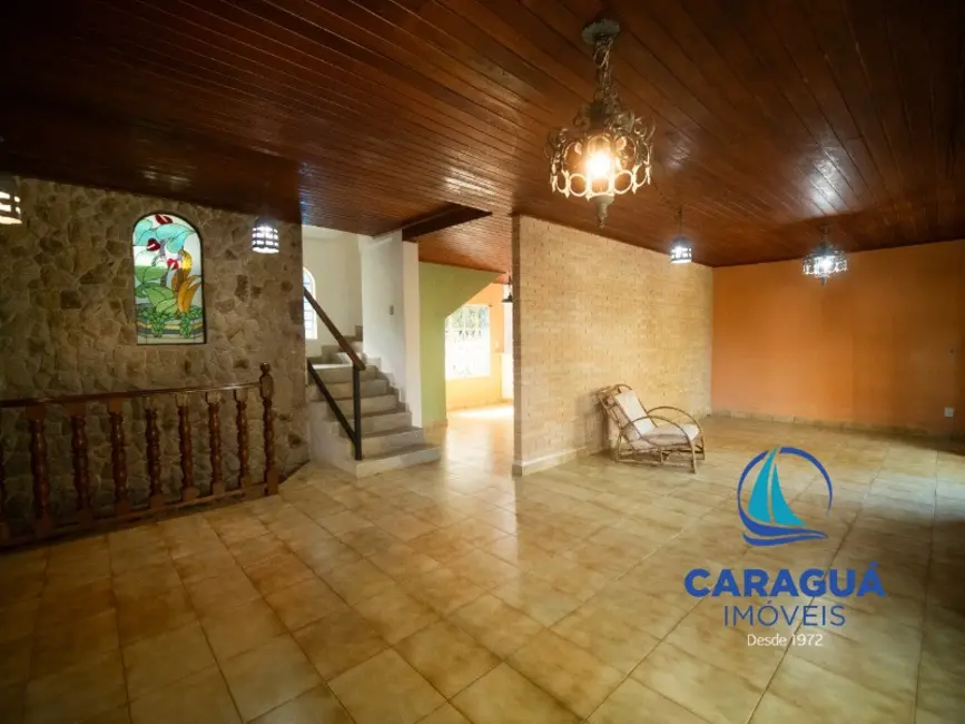 Foto 5 de Casa com 7 quartos à venda e para alugar, 350m2 em Martim de Sá, Caraguatatuba - SP