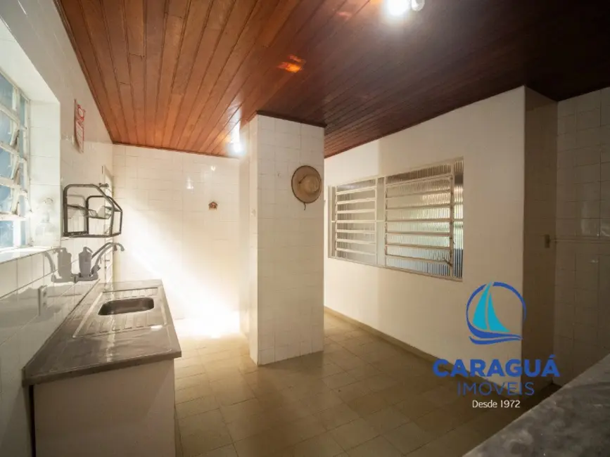 Foto 9 de Casa com 7 quartos à venda e para alugar, 350m2 em Martim de Sá, Caraguatatuba - SP