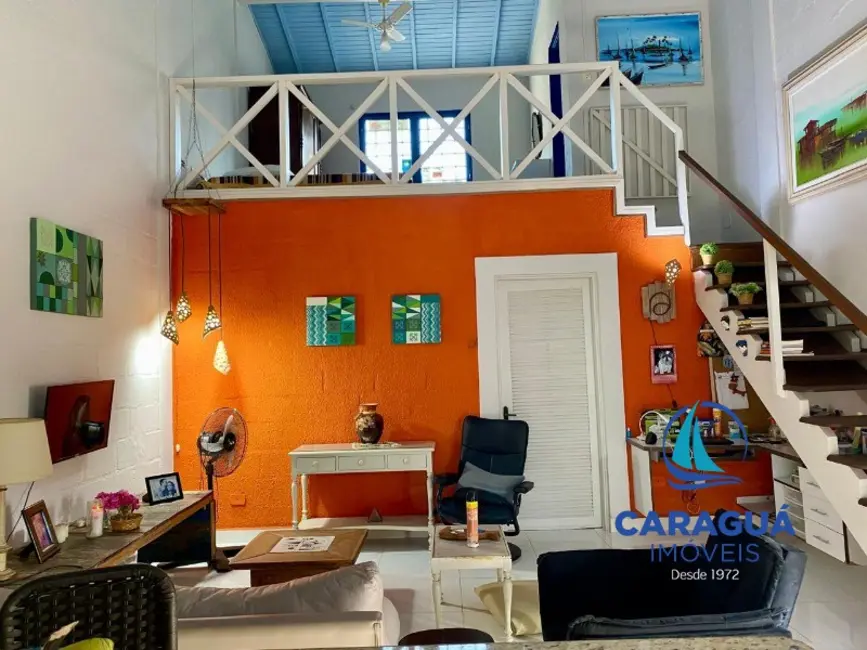 Foto 3 de Casa com 3 quartos à venda, 178m2 em Cidade Jardim, Caraguatatuba - SP