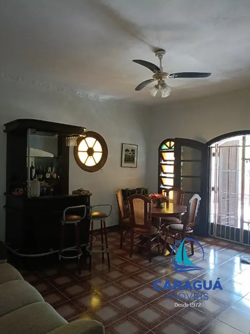 Foto 3 de Casa de Condomínio com 3 quartos à venda, 145m2 em Verde Mar, Caraguatatuba - SP