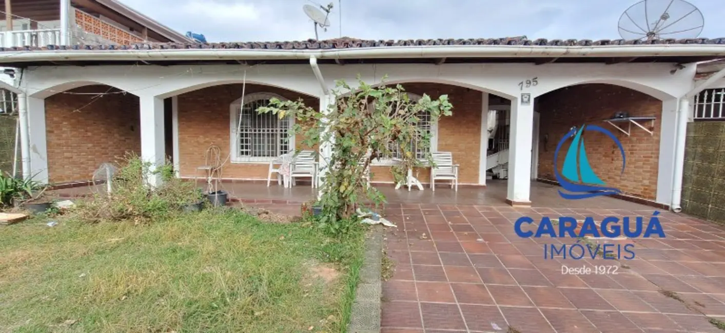 Casa com 3 quartos à venda, 146m2 em Centro, Caraguatatuba - SP - imagem 2 Foto 2 de Casa com 3 quartos à venda, 146m2 em Centro, Caraguatatuba - SP