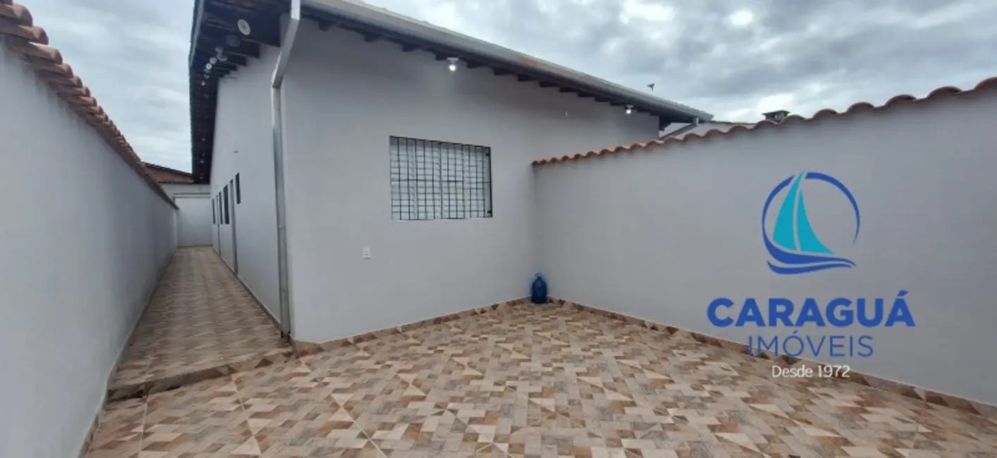 Foto 2 de Casa com 2 quartos à venda, 61m2 em Perequê Mirim, Caraguatatuba - SP