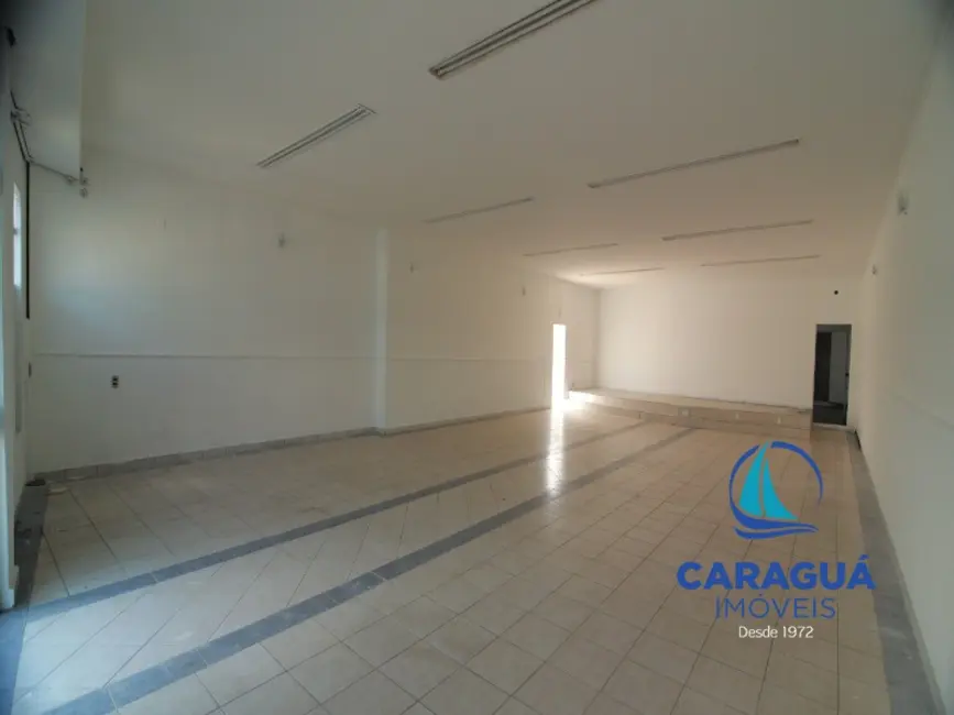 Foto 3 de Prédio Inteiro à venda e para alugar, 600m2 em Centro, Caraguatatuba - SP