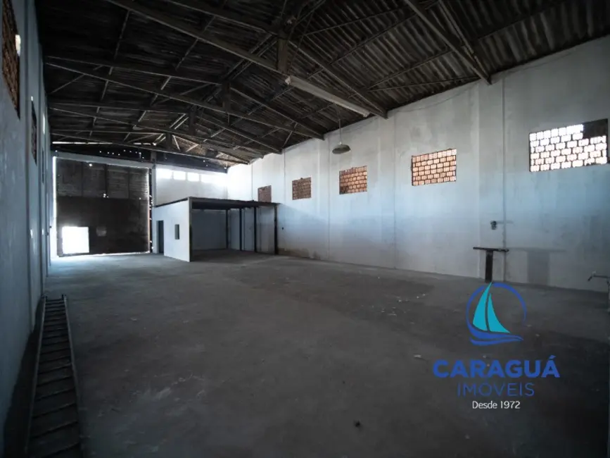 Armazém / Galpão para alugar, 400m2 em Indaiá, Caraguatatuba - SP - imagem 4 Foto 4 de Armazém / Galpão para alugar, 400m2 em Indaiá, Caraguatatuba - SP