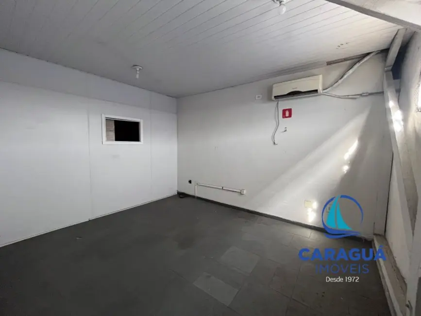 Sala Comercial para alugar, 1000m2 em Indaiá, Caraguatatuba - SP - imagem 9 Foto 9 de Sala Comercial para alugar, 1000m2 em Indaiá, Caraguatatuba - SP