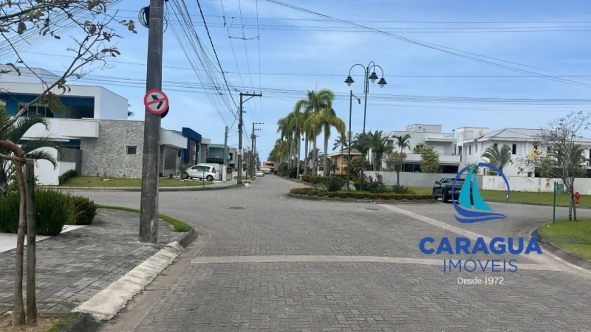 Foto 2 de Terreno / Lote à venda, 390m2 em Costa Nova, Caraguatatuba - SP