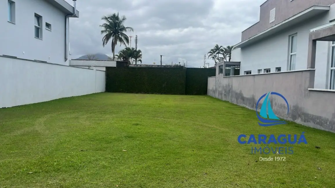 Foto 1 de Terreno / Lote à venda, 390m2 em Costa Nova, Caraguatatuba - SP
