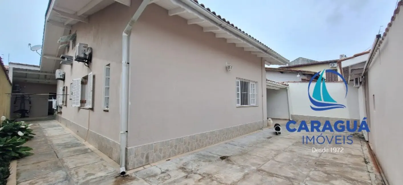 Foto 2 de Casa com 3 quartos à venda, 198m2 em Caputera, Caraguatatuba - SP