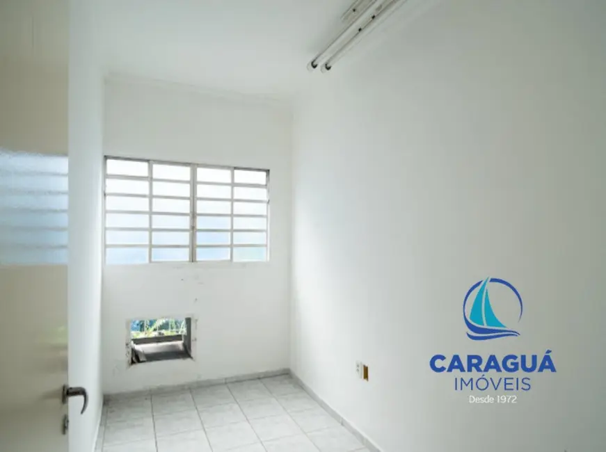 Foto 5 de Loja para alugar, 402m2 em Centro, Caraguatatuba - SP