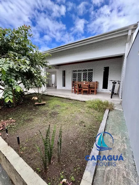 Foto 1 de Casa com 4 quartos para alugar, 280m2 em Sumaré, Caraguatatuba - SP