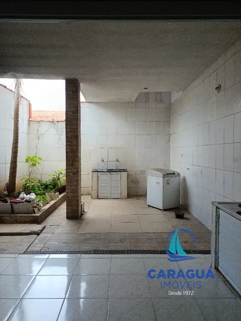 Foto 6 de Casa com 2 quartos à venda, 168m2 em Jardim Jaqueira, Caraguatatuba - SP
