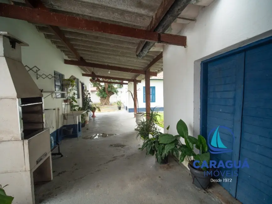 Casa com 4 quartos para alugar, 400m2 em Sumaré, Caraguatatuba - SP - imagem 2 Foto 2 de Casa com 4 quartos para alugar, 400m2 em Sumaré, Caraguatatuba - SP