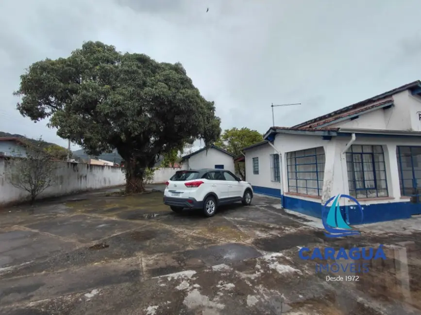 Casa com 4 quartos para alugar, 400m2 em Sumaré, Caraguatatuba - SP - imagem 9 Foto 9 de Casa com 4 quartos para alugar, 400m2 em Sumaré, Caraguatatuba - SP