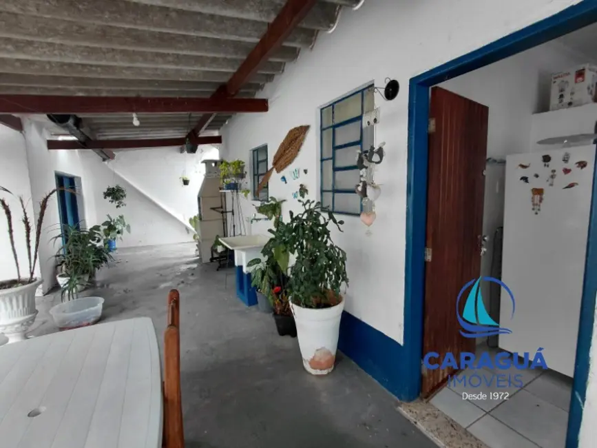 Casa com 4 quartos para alugar, 400m2 em Sumaré, Caraguatatuba - SP - imagem 3 Foto 3 de Casa com 4 quartos para alugar, 400m2 em Sumaré, Caraguatatuba - SP