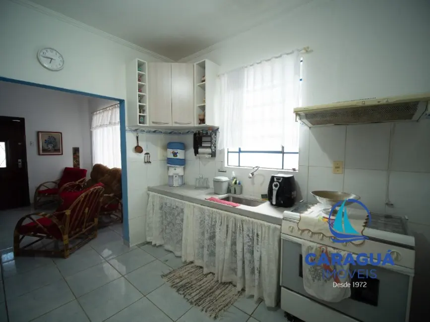 Casa com 4 quartos para alugar, 400m2 em Sumaré, Caraguatatuba - SP - imagem 4 Foto 4 de Casa com 4 quartos para alugar, 400m2 em Sumaré, Caraguatatuba - SP