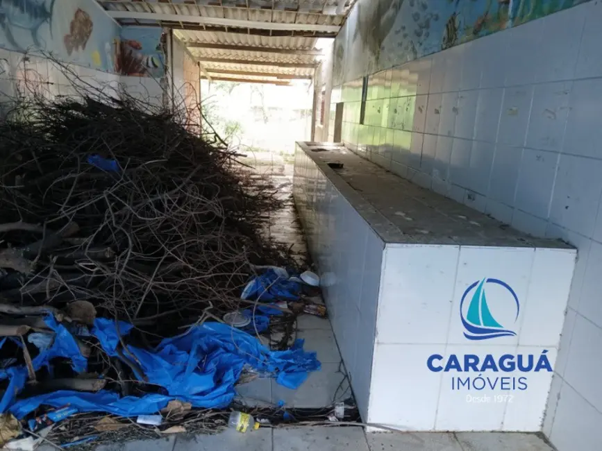 Loja para alugar, 200m2 em Centro, Caraguatatuba - SP - imagem 4 Foto 4 de Loja para alugar, 200m2 em Centro, Caraguatatuba - SP