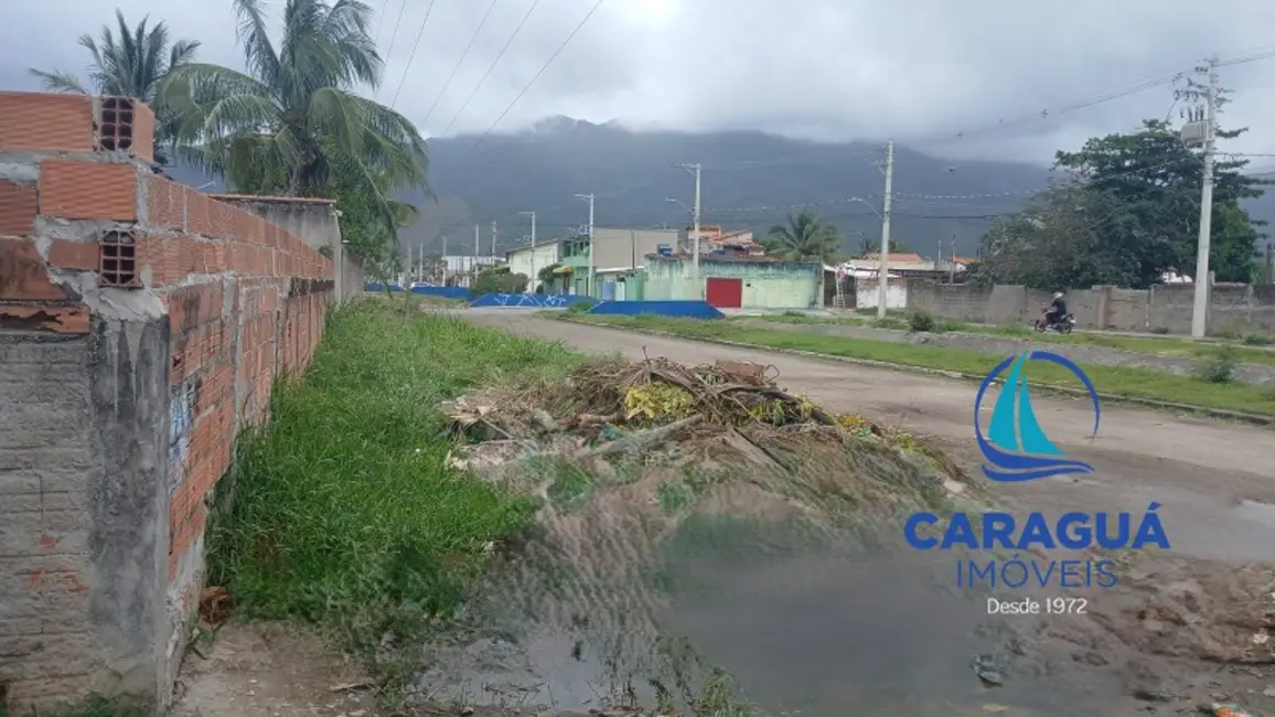 Foto 3 de Terreno / Lote à venda, 216m2 em Perequê Mirim, Caraguatatuba - SP