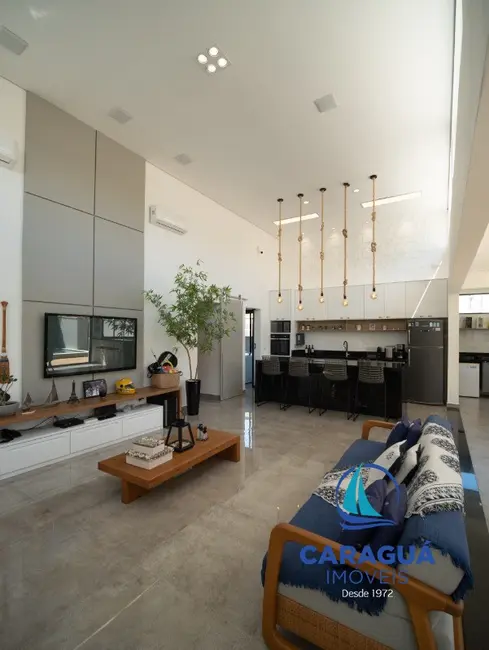 Foto 9 de Casa de Condomínio com 4 quartos à venda, 233m2 em Costa Nova, Caraguatatuba - SP